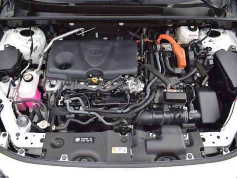 Used 2023 Toyota RAV4 LE image 9