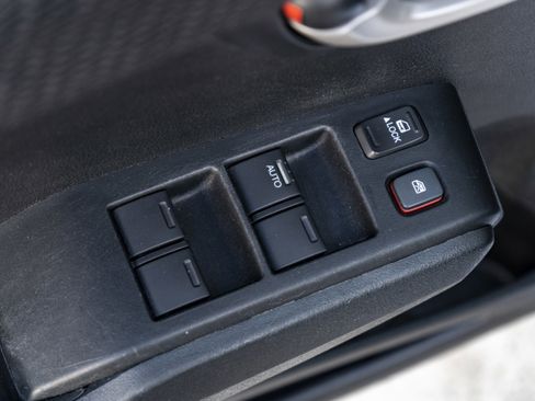 Used 2013 Honda Fit Sport image 32