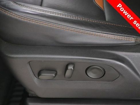 Used 2024 GMC Sierra 1500 AT4 w/ Technology Package image 19