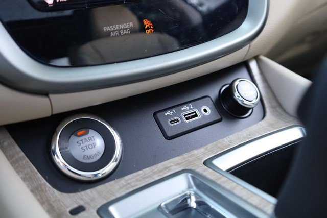 Certified 2024 Nissan Murano SL FWD image 17