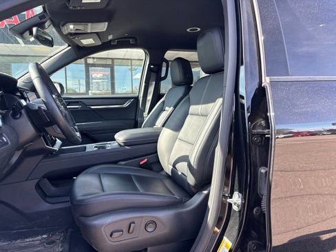 Used 2024 GMC Acadia Elevation w/ LPO, Floor Liner Package FWD image 13