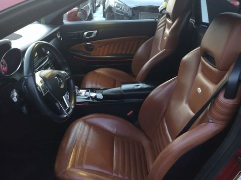 Used 2016 Mercedes-Benz SLK 300 image 7