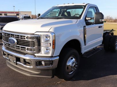 New 2026 Ford F350 XL w/ XL Chrome Package