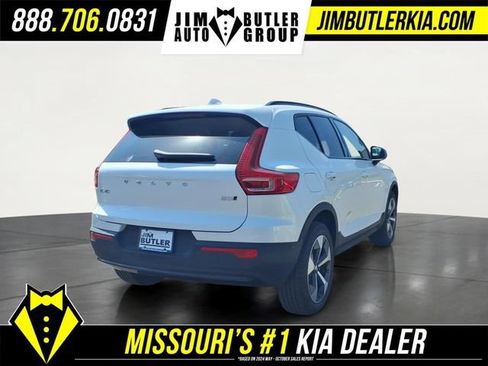 Used 2026 Volvo XC40 B5 Plus AWD/4WD image 22