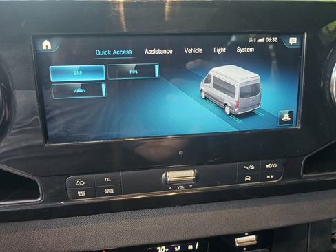 Used 2019 Mercedes-Benz Sprinter 144 image 10