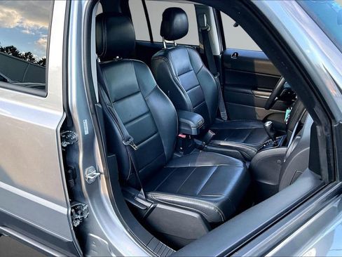 Used 2015 Jeep Patriot Limited w/ Sun/Sound Group AWD/4WD image 27