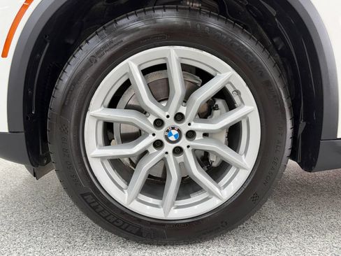 Used 2019 BMW X5 xDrive40i w/ Luxury Seating Package AWD/4WD image 44