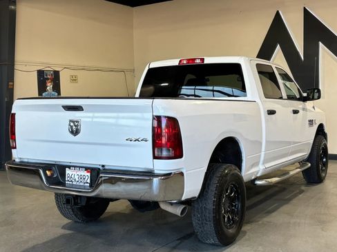 Used 2013 RAM 2500 Tradesman w/ Chrome Appearance Group AWD/4WD image 4
