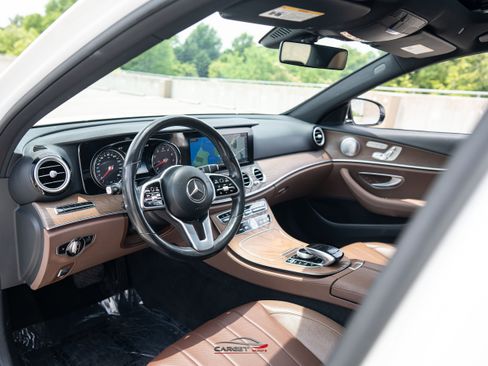 Used 2019 Mercedes-Benz E 450 4MATIC Sedan w/ Premium Package image 13