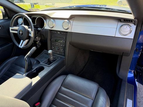 Used 2005 Ford Mustang GT RWD image 18