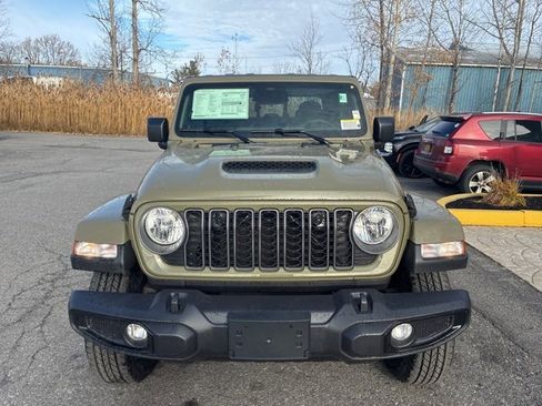 New 2026 Jeep Gladiator Sport image 2