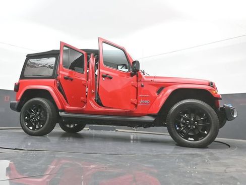 Used 2023 Jeep Wrangler Unlimited Sahara w/ Cold Weather Group AWD/4WD image 51