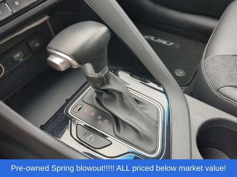 Used 2022 Kia Niro LXS FWD image 34