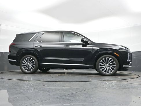 Used 2024 Hyundai Palisade Calligraphy image 44
