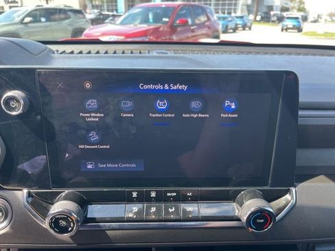 Used 2023 Chevrolet Colorado Trail Boss w/ Advanced Trailering Package image 27