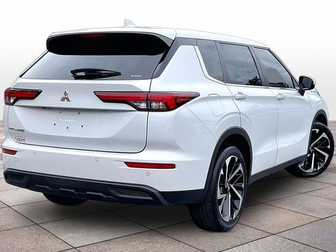 Used 2022 Mitsubishi Outlander ES AWD/4WD image 12
