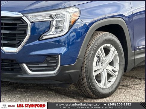 Certified 2022 GMC Terrain SLE image 9