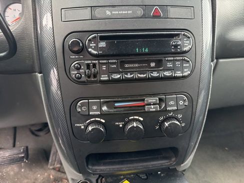 Used 2007 Dodge Grand Caravan SXT image 8