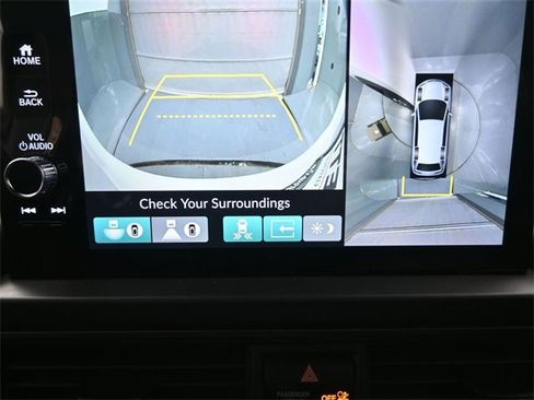 New 2025 Honda Pilot TrailSport image 32