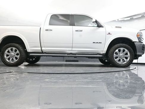 Used 2022 RAM 3500 Laramie image 31