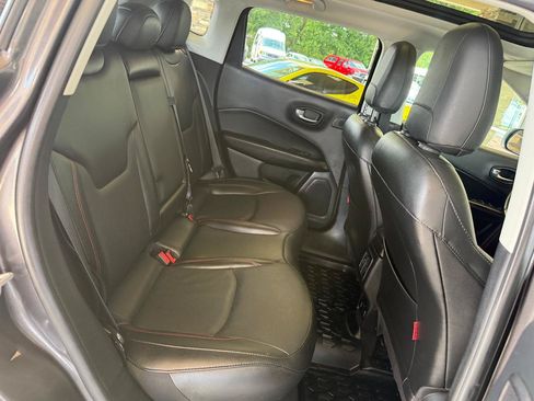 Used 2021 Jeep Compass Trailhawk w/ Sun and Sound Group AWD/4WD image 18