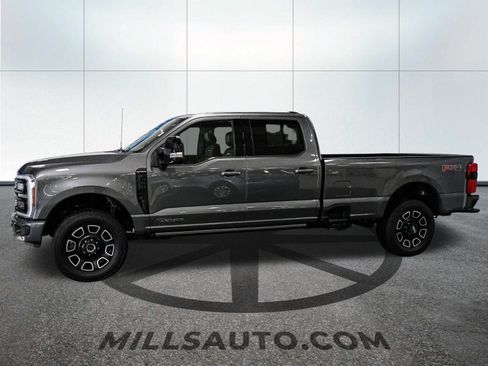 Certified 2025 Ford F350 Platinum AWD/4WD image 3