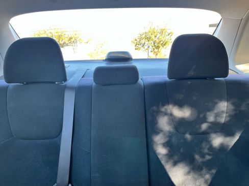 Used 2011 Subaru Impreza 2.5i image 30