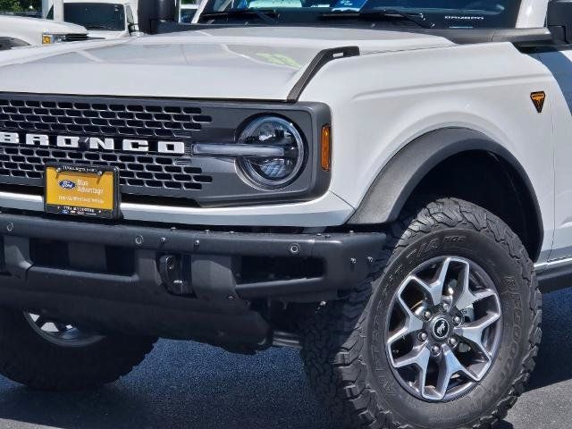 Certified 2023 Ford Bronco Badlands AWD/4WD image 2