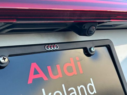 Used 2025 Audi SQ5 Premium Plus w/ Premium Plus Package image 64