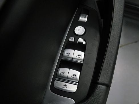 Used 2024 BMW X3 xDrive30i w/ Premium Essential Package AWD/4WD image 13
