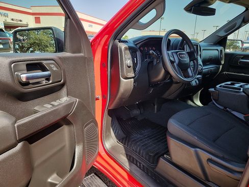 Used 2025 GMC Sierra 1500 Pro w/ Graphite Edition RWD image 14