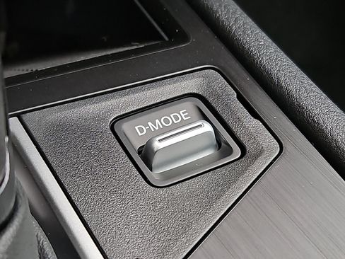 New 2026 Nissan Kicks SV w/ SV Premium Package image 19