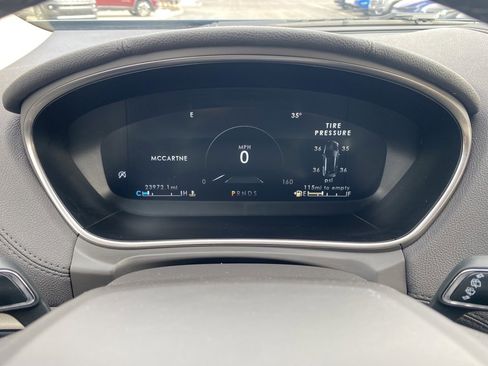 Used 2019 Lincoln Nautilus Reserve image 6