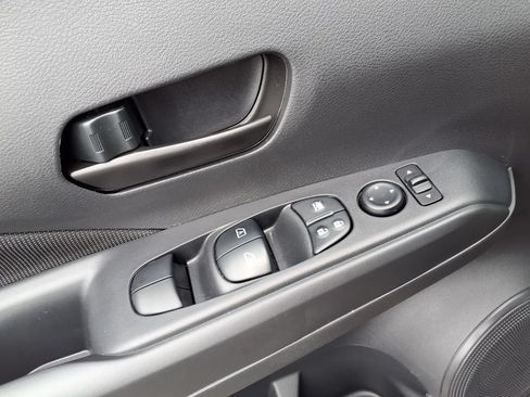 Used 2025 Nissan Kicks Play S FWD image 19