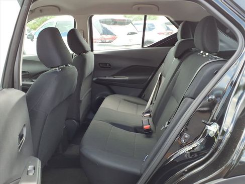 New 2025 Nissan Kicks Play S image 6