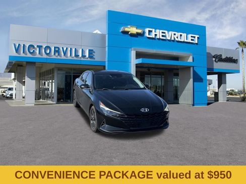 Used 2021 Hyundai Elantra SEL w/ Convenience Package FWD image 3