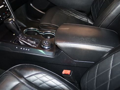Used 2016 Ford Explorer Platinum AWD/4WD image 45
