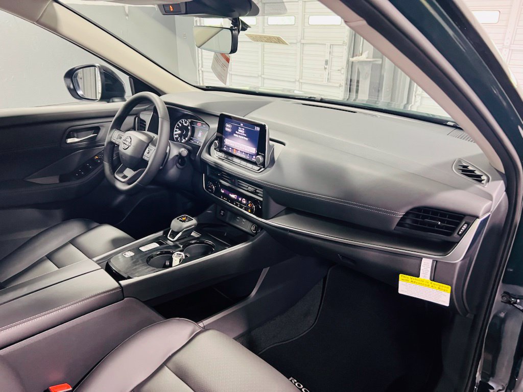 New 2026 Nissan Rogue Dark Armor FWD image 28