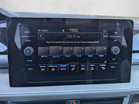 New 2026 Volkswagen Taos SEL AWD/4WD image 18