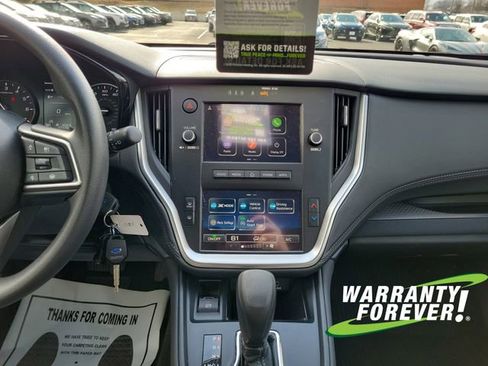 Used 2025 Subaru Outback image 11