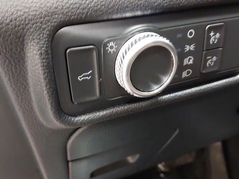 Used 2021 Ford Explorer 4WD image 23