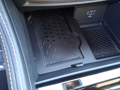 New 2026 Chrysler Pacifica Limited w/ S Appearance Package image 22