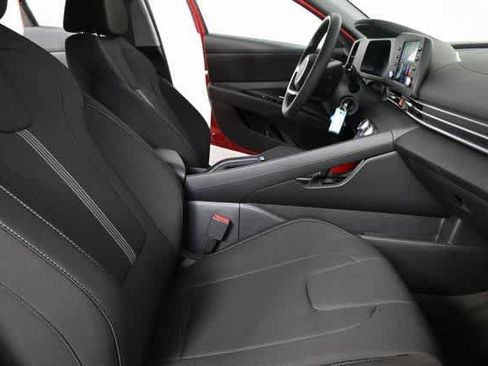 New 2026 Hyundai Elantra SE image 48