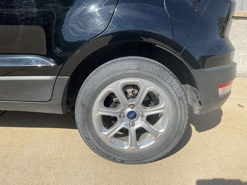 Used 2021 Ford EcoSport SE image 6