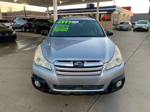 Used 2014 Subaru Outback 2.5i w/ Alloy Wheel Package image 2