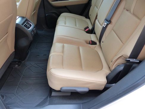 Used 2020 Chevrolet Blazer Premier w/ LPO, Floor Liner Package AWD/4WD image 29