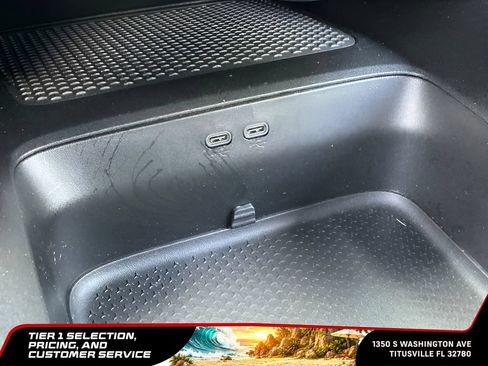 Used 2024 Chevrolet Blazer EV LT AWD/4WD image 37