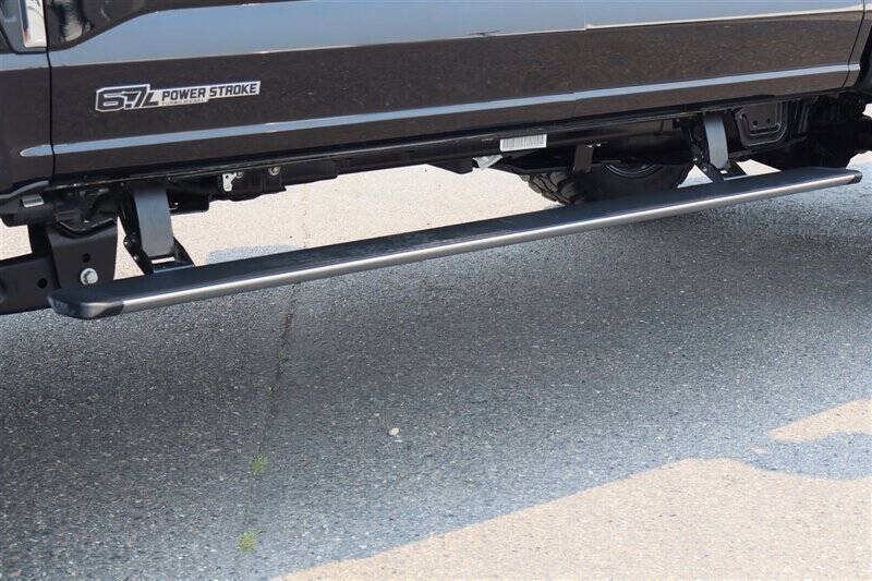 Used 2024 Ford F350 Platinum AWD/4WD image 15