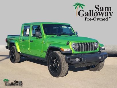 Used 2025 Jeep Gladiator Nighthawk