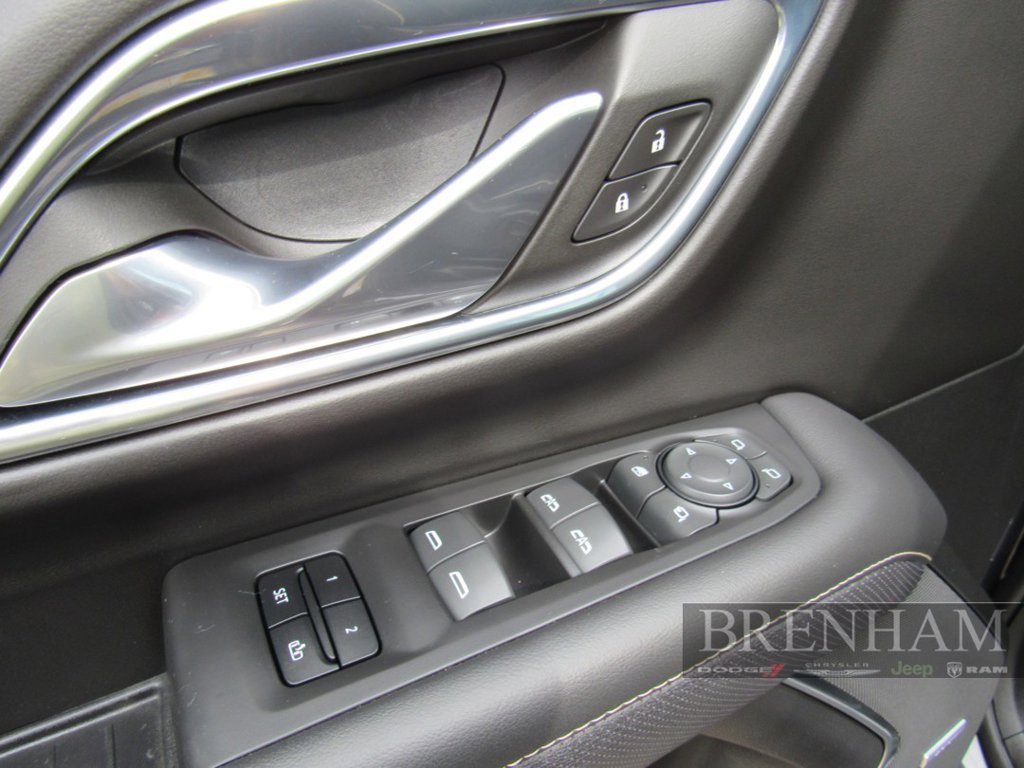 Used 2023 GMC Yukon XL SLT w/ SLT Luxury Package RWD image 14